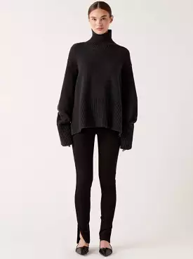 DELLA TURTLENECK