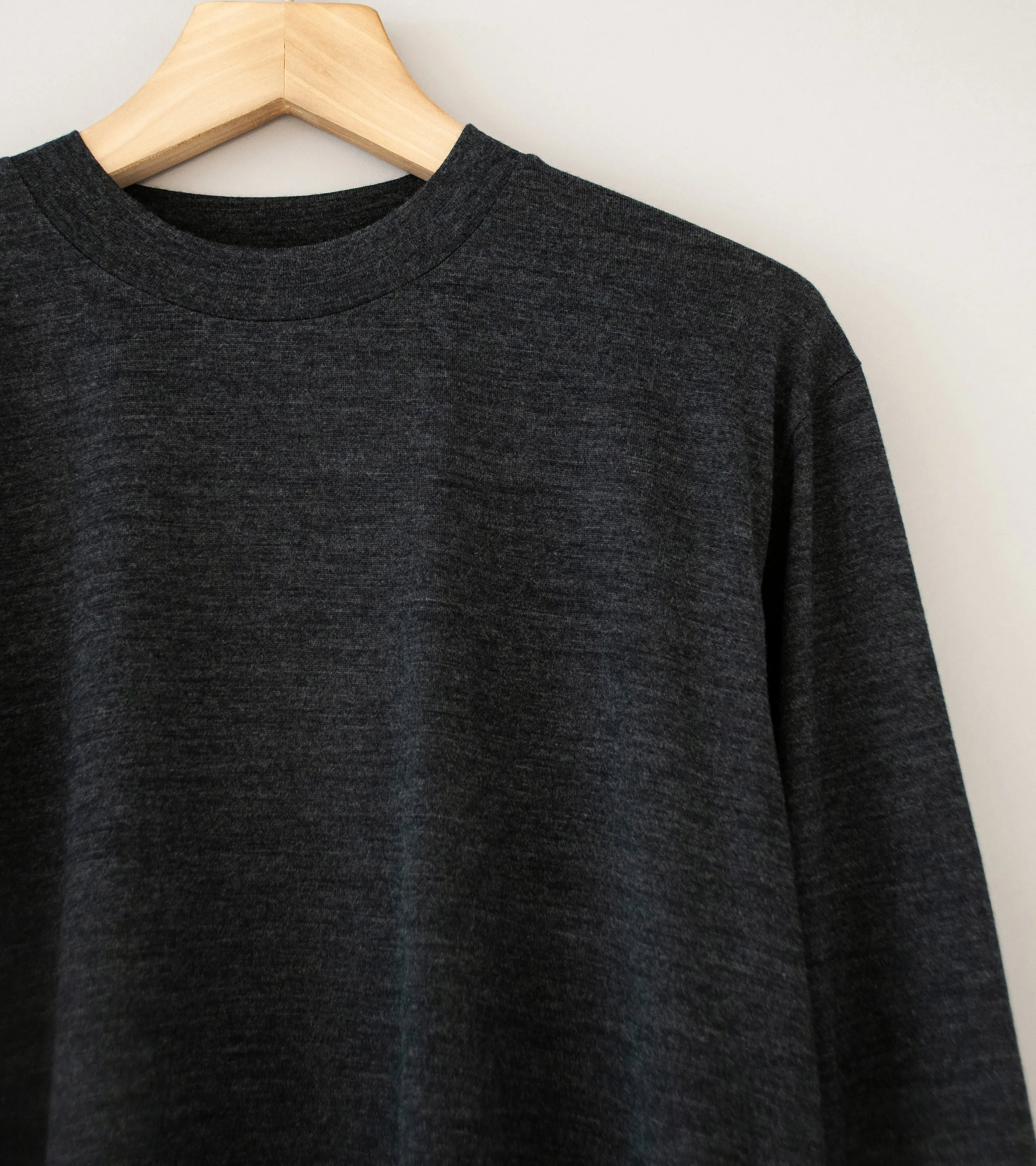 Fil Melange 'Woods Long Sleeve Pullover' (Charcoal Black Wool)