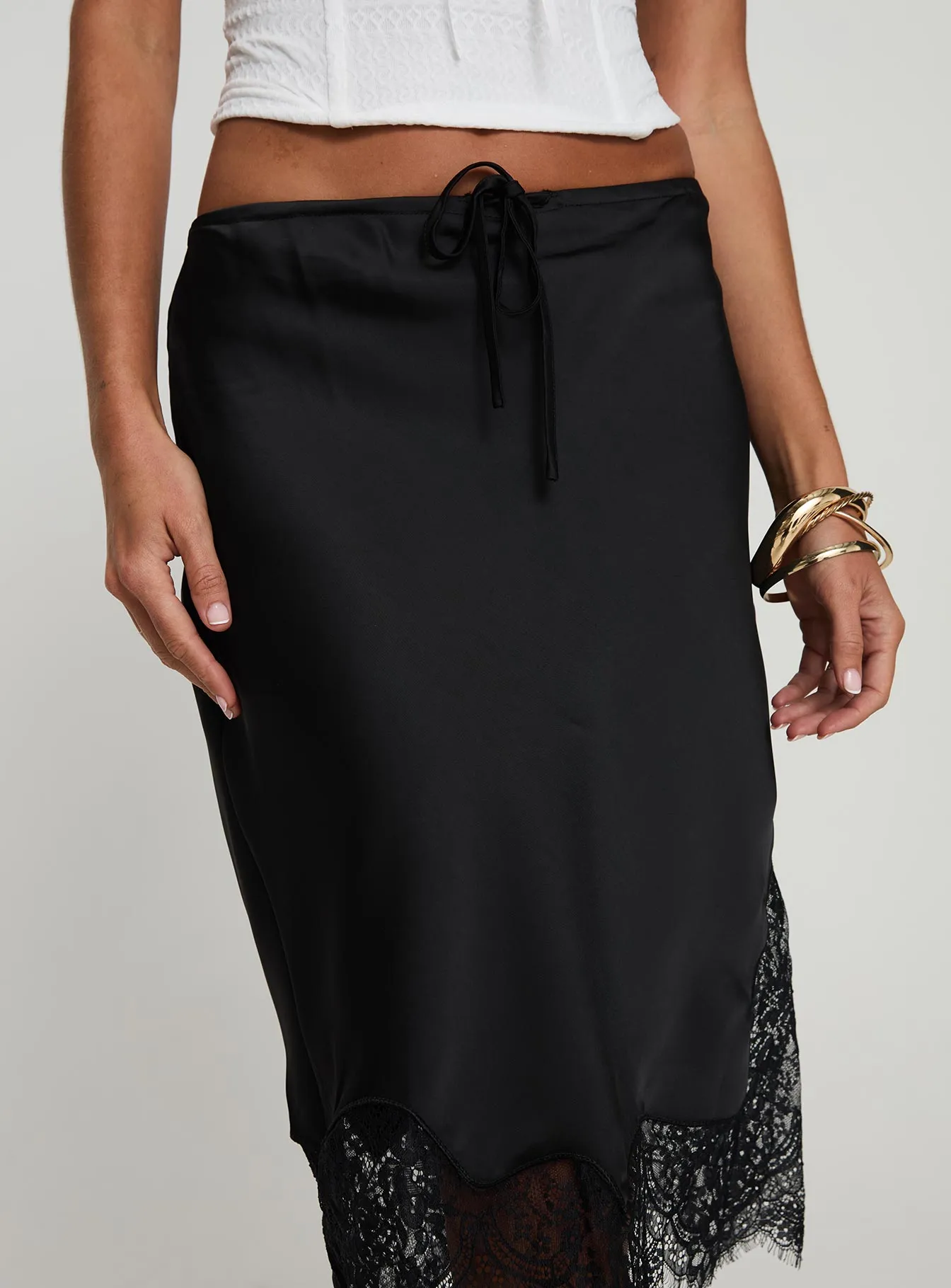 Gervais Satin Midi Skirt Black