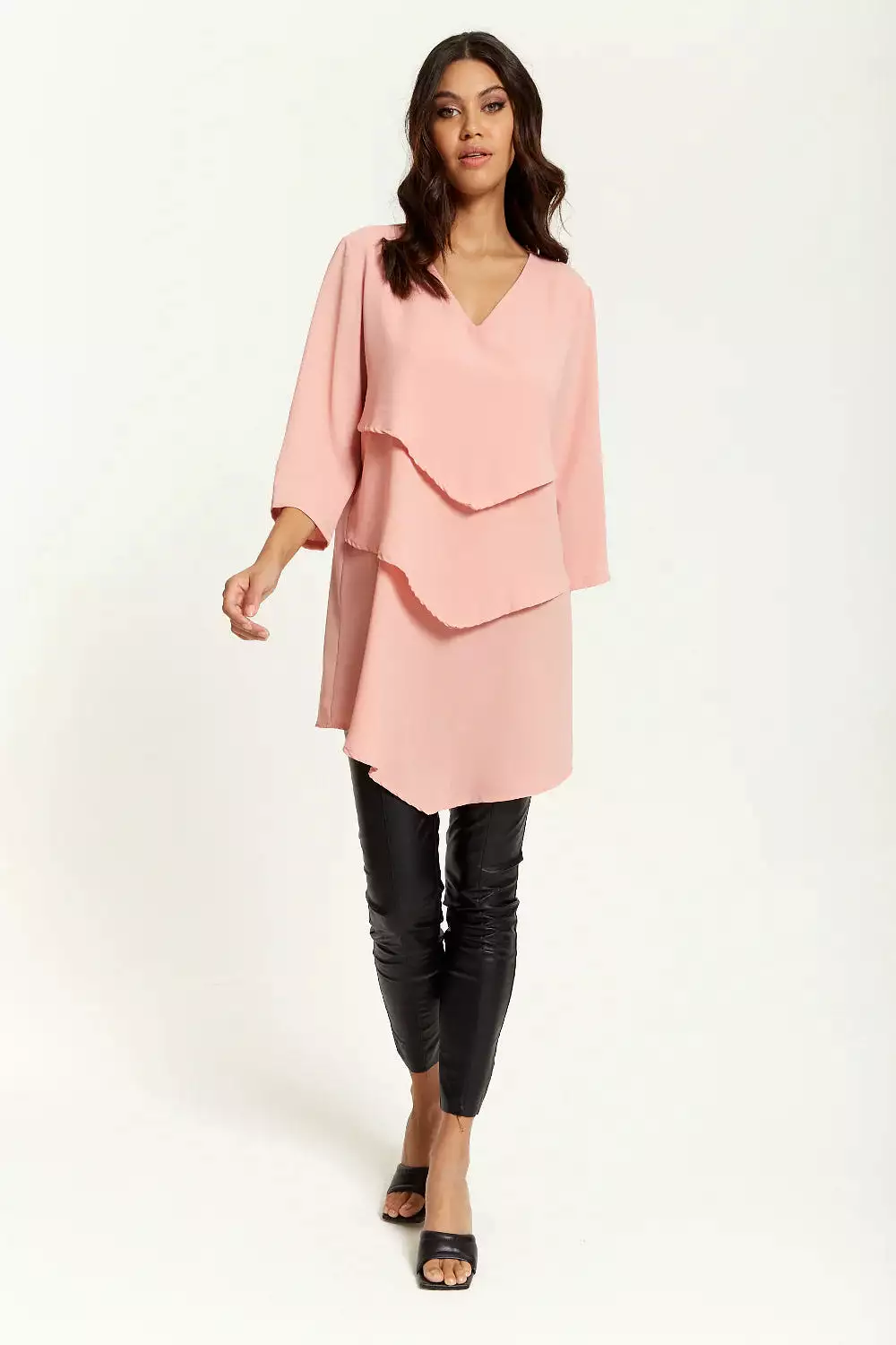 Hoxton Gal 3/4 Sleeves V Neck Oversized Layered Tunic