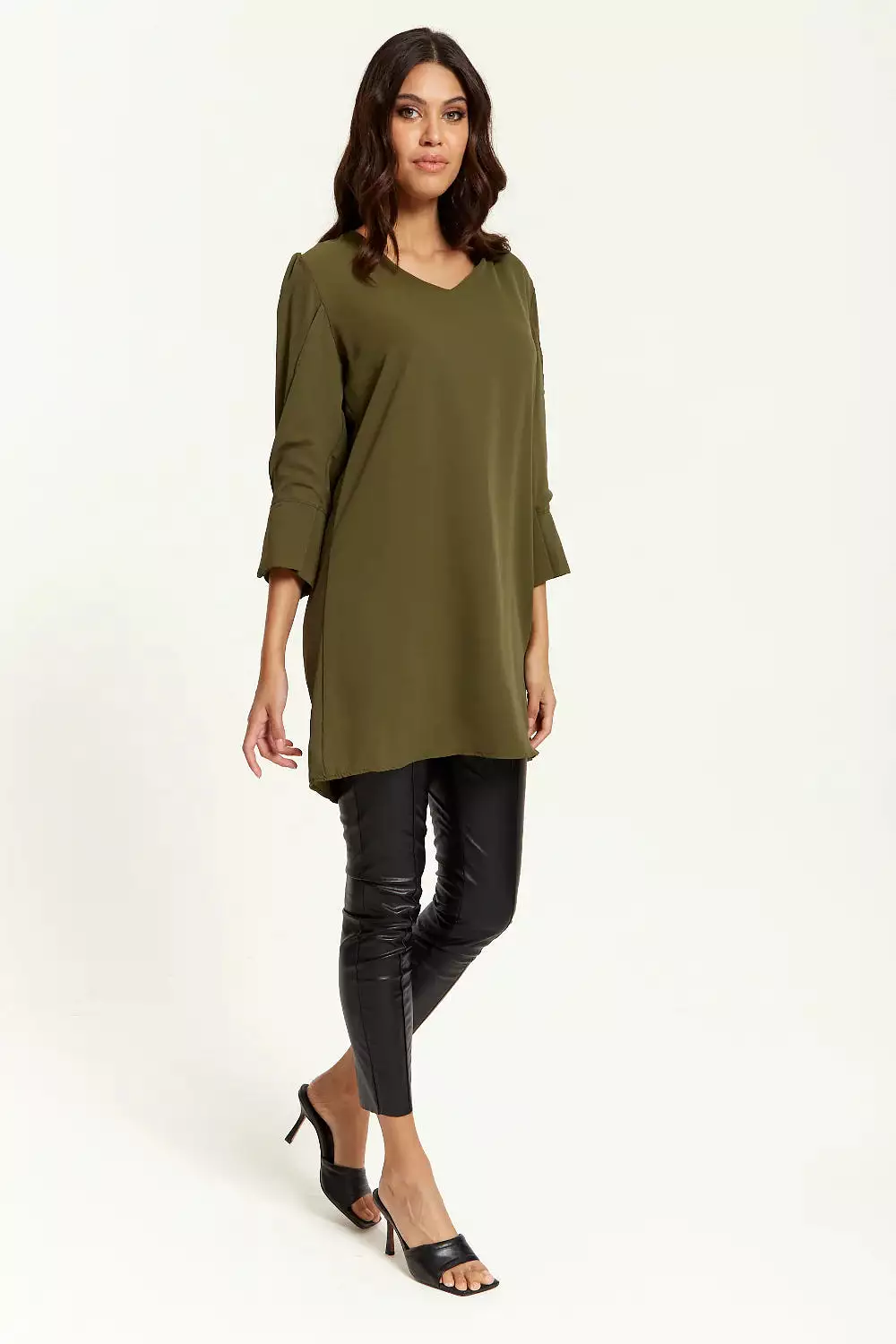 Hoxton Gal Oversized Detailed Sleeves V Neck Tunic