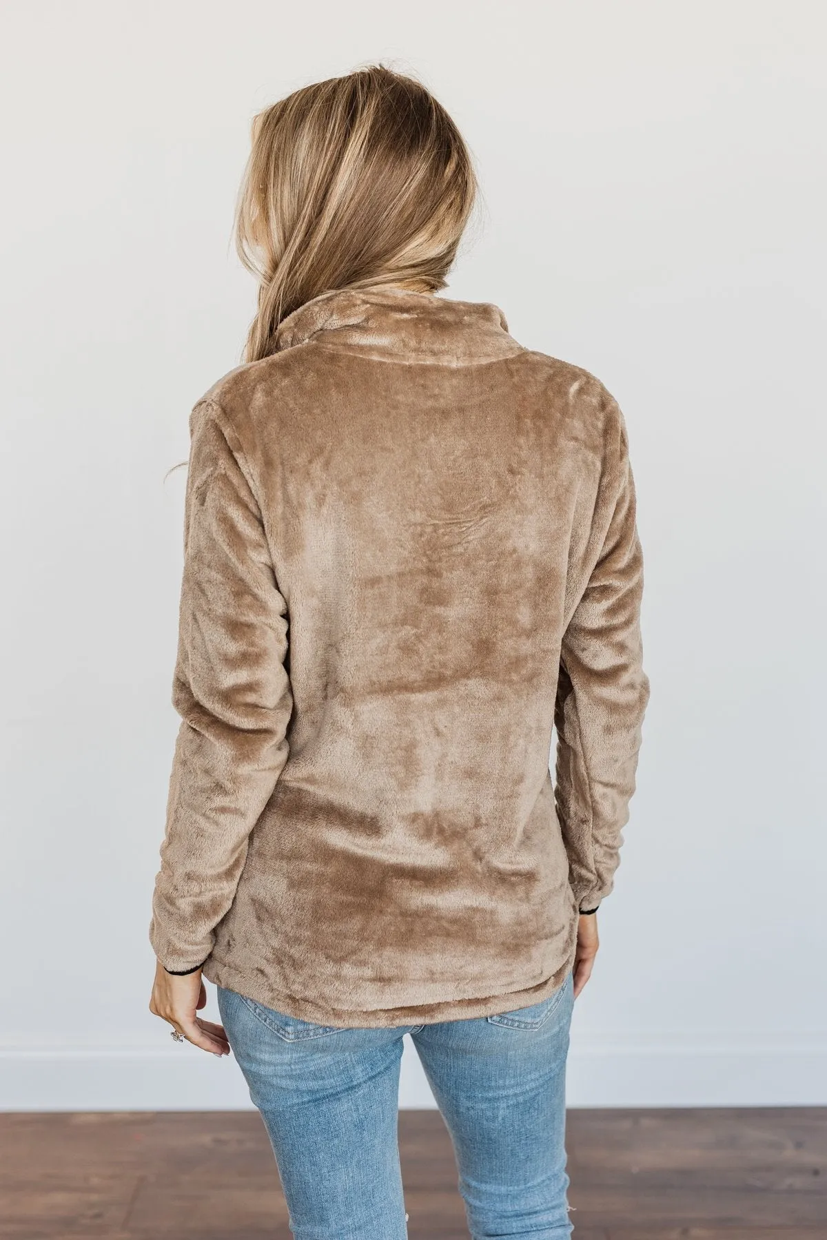 Lean A Little Closer Quarter Zip Sherpa- Mocha